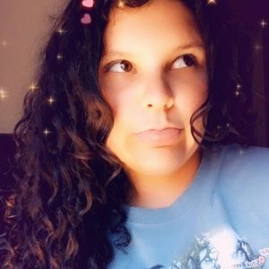 Meet your Posher, Alicia